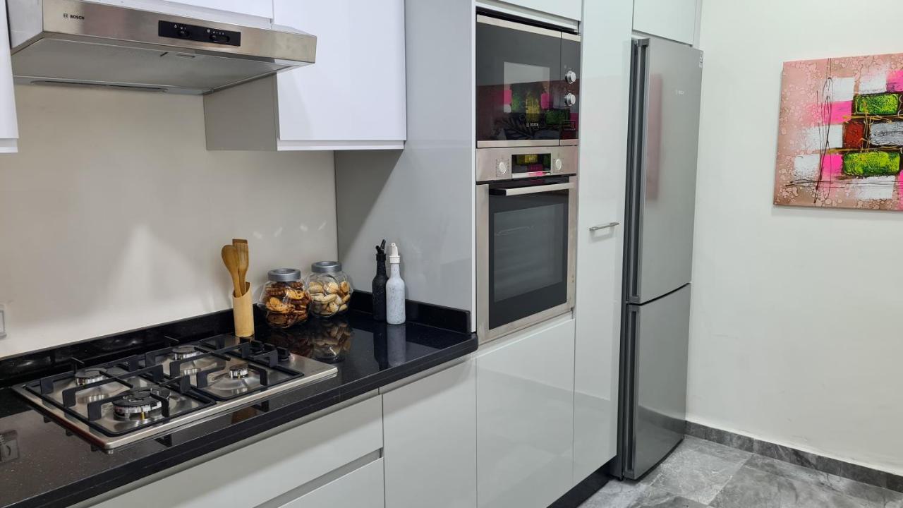 Cosy 2 Bedrooms Apartment In The Heart Of Casablanca Esterno foto
